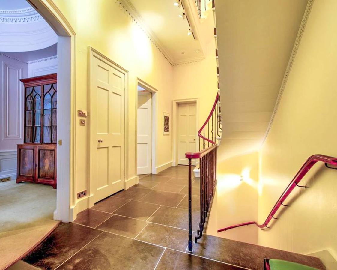 Beautiful City Centre Georgian 4 Bed Townhouse With Private Garden Эдинбург Экстерьер фото